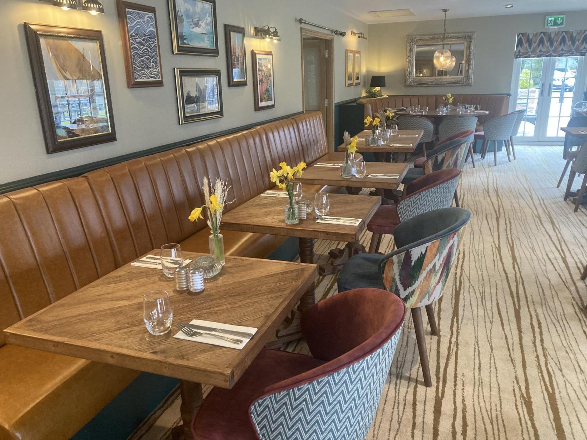 The Britannia Inn & Waves Restaurant St Austell Zewnętrze zdjęcie