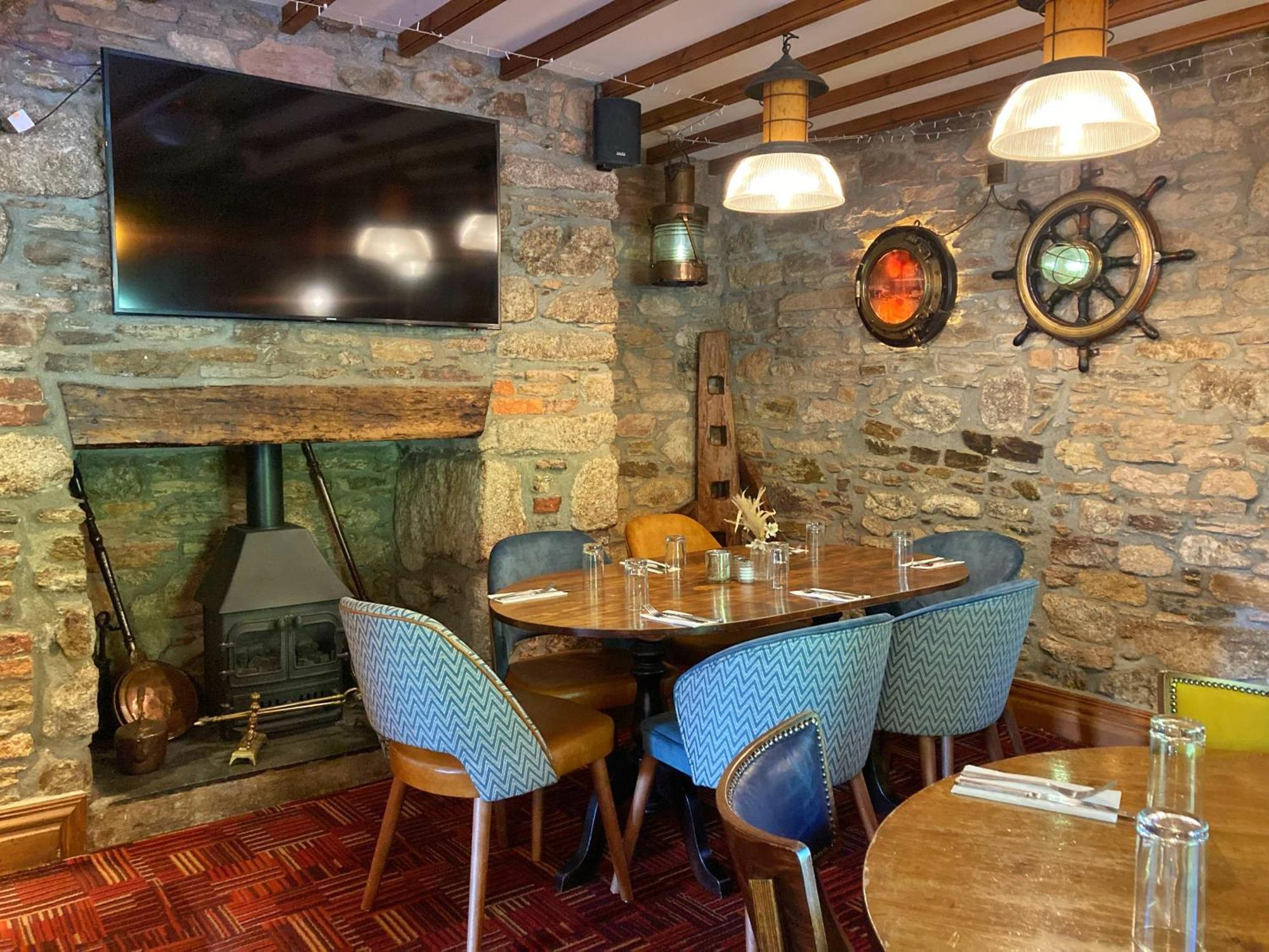 The Britannia Inn & Waves Restaurant St Austell Zewnętrze zdjęcie